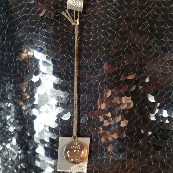 Poof Coutures Women's Cropped Tank Top NWT - Picture 6 of 9